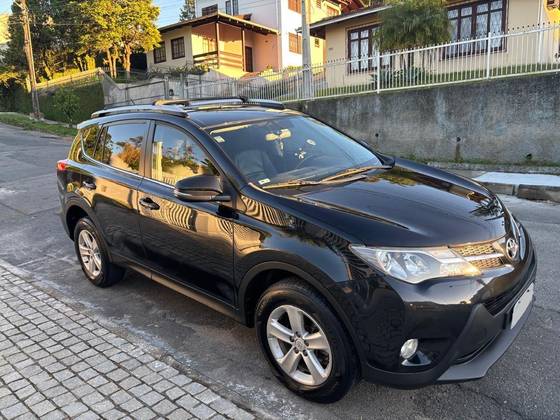 TOYOTA RAV4 2.0 4X2 16V GASOLINA 4P AUTOMÁTICO TOYOTA RAV4 2.0 4X2 16V GASOLINA 4P AUTOMÁTICO